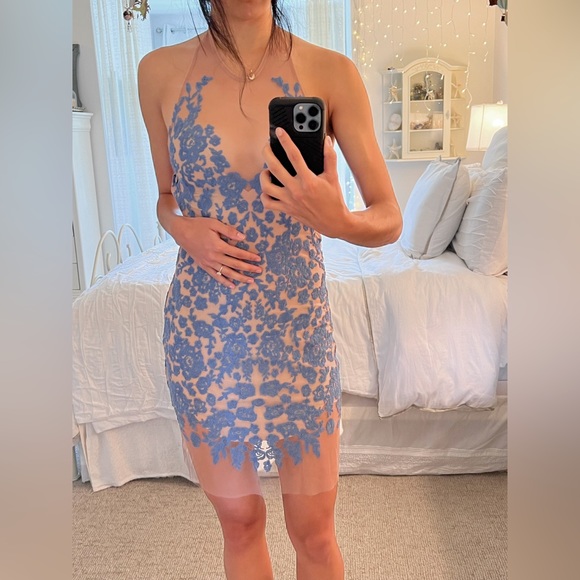 For love and lemons luau mini - Picture 1 of 7